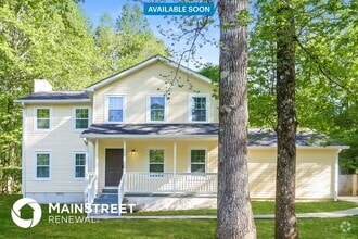 Building Photo - 245 Rosewood Dr