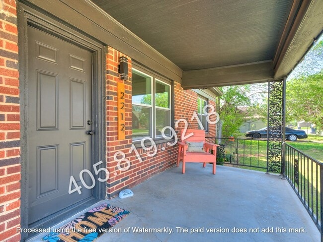Foto del edificio - 2212 N Kelham Ave