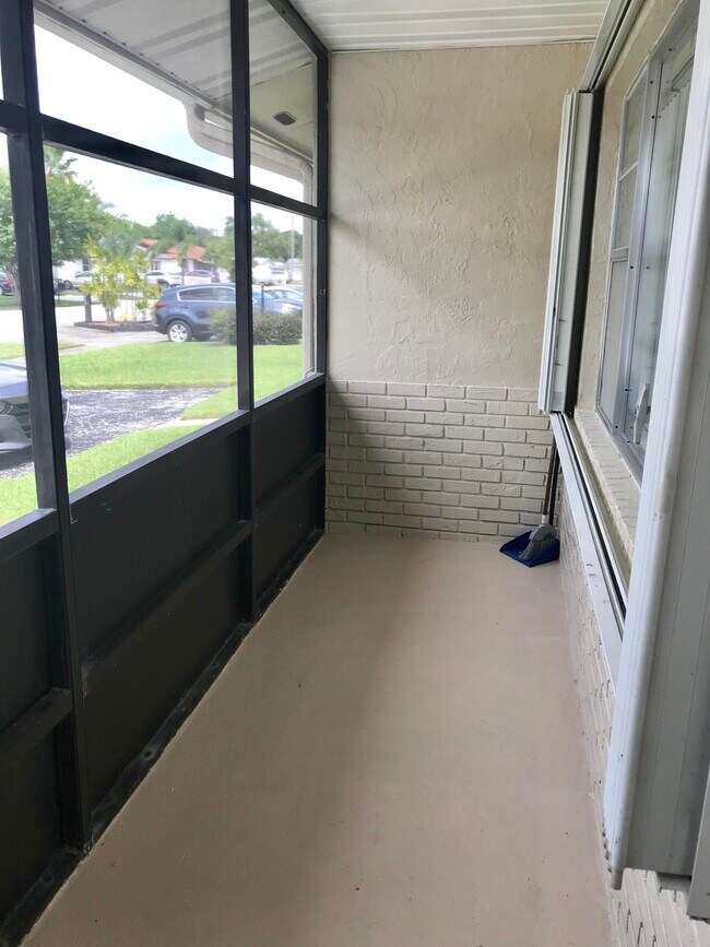 Foto del edificio - 4582 Brady Ln