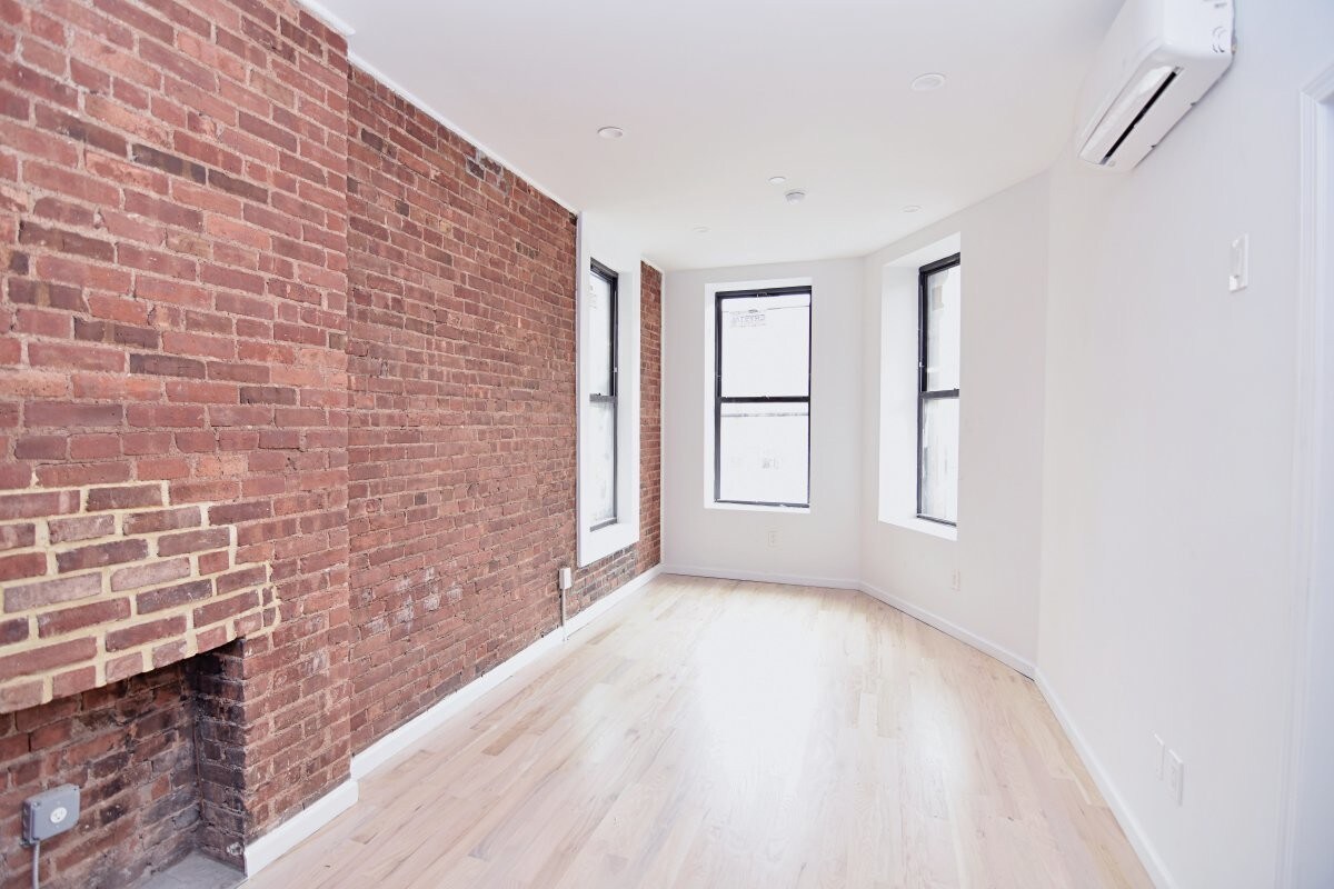 Primary Photo - 103 West 131st Street
