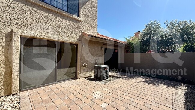 Building Photo - 7933 E Pepper Tree Ln