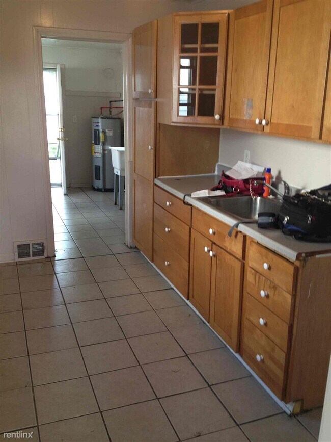 Building Photo - 2 br, 1 bath House - 2236 John B Ave 2236 ...