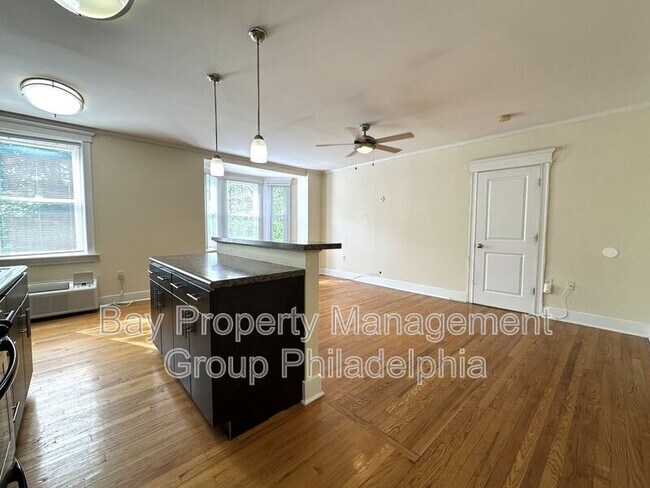 Foto del edificio - 437 W School House Ln