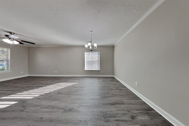 Foto del edificio - 32106 Willow Creek Park