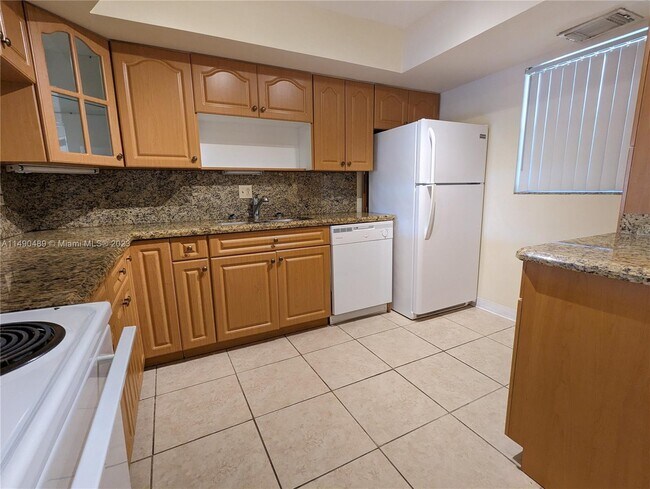 Foto del edificio - 3490 Foxcroft Rd