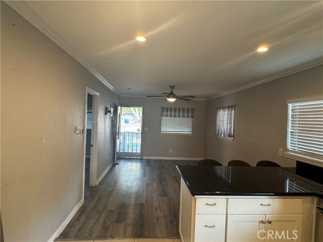 Foto del edificio - 594 N Lemon St