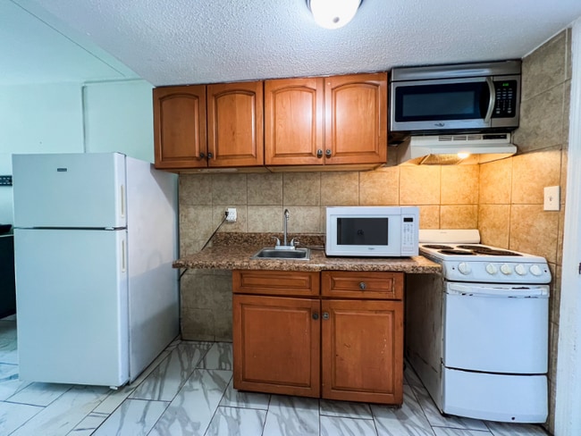 Photo - 2200 S Ocean Blvd Apartment