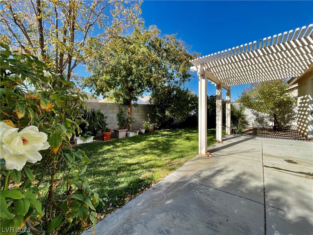 1974 Kachina Mountain Dr, Henderson, NV 89012 House Rental in Henderson, NV