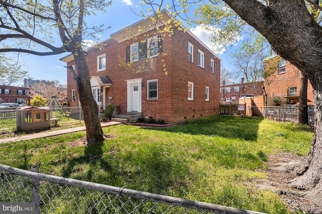 Photo - 3724 Mark Dr Townhome