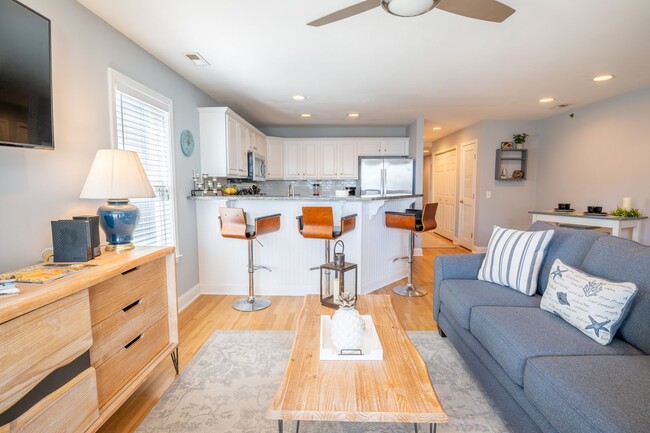 Building Photo - OFF-SEASON FURNISHED MONTHLY RENTAL STARTI...