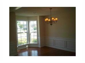 Foto del edificio - 8950 Radford Ln