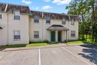 Building Photo - 2325 W Pensacola St