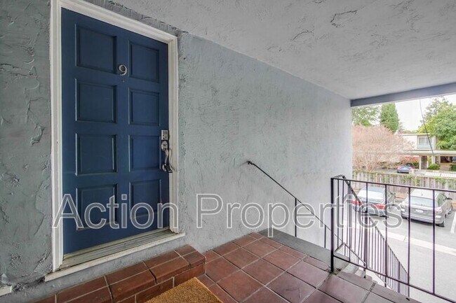 Photo - 453 N Rengstorff Ave Apartment