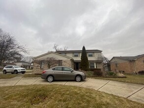 Building Photo - 17381 Washington Ct