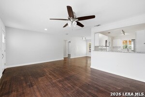 Foto del edificio - 250 Thorain Blvd