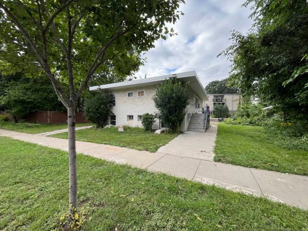 Primary Photo - 1171 Raymond Ave