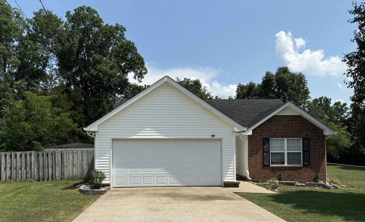 Primary Photo - 2726 Gold Valley Dr