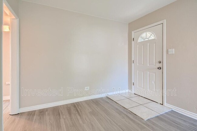 Photo - 1860 S Cook St House