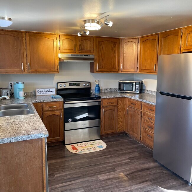 Building Photo - 540 Forest Edge Cir