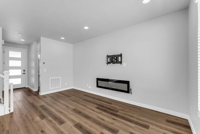Building Photo - 3062 S 2425 W