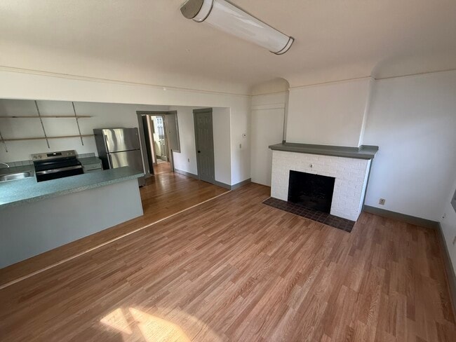 Building Photo - 3123 NE 67th Ave