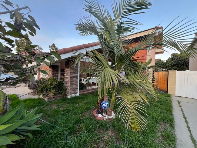 Building Photo - 17422 Alora Ave