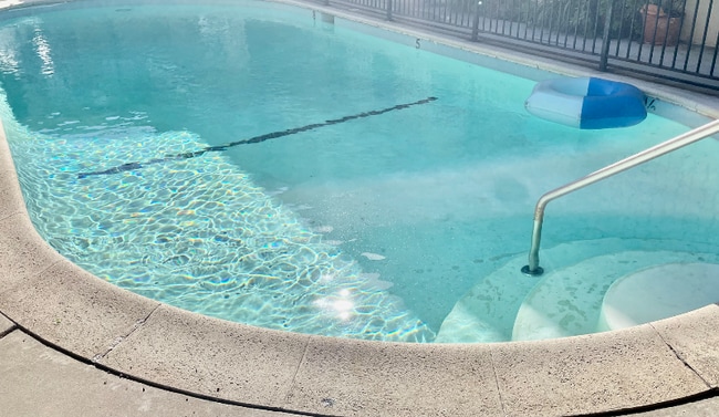 Building Photo - 1516 Rock Glen Ave