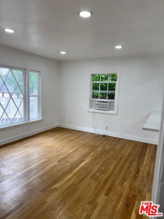 Building Photo - 8732 Dorrington Ave