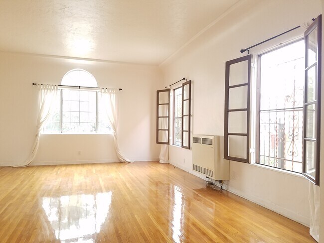 Foto del edificio - 1609 S Sierra Bonita Ave