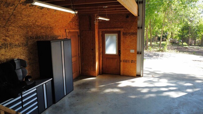 Foto del edificio - 1049 County Rd