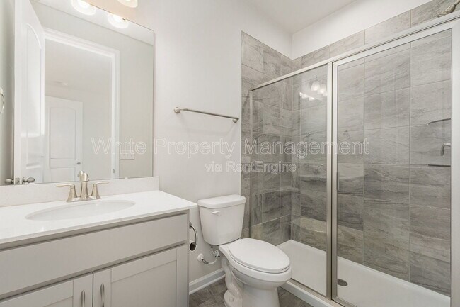 Building Photo - 114 Marron Dr