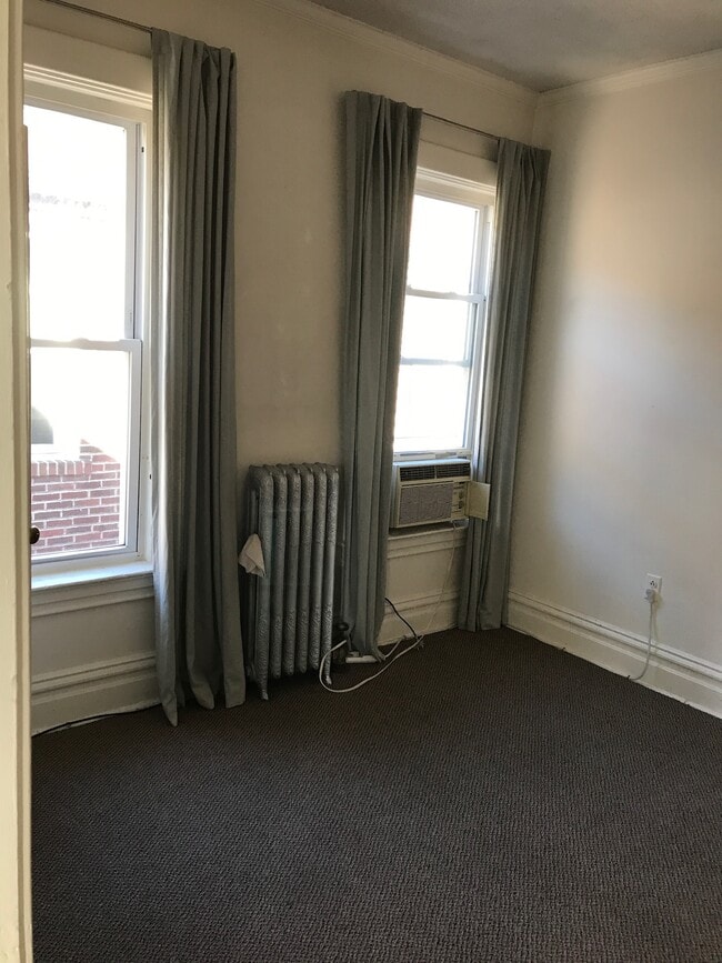 área de estar - 604 Washington Ave