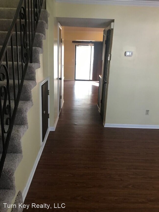 Building Photo - 2 br, 1.5 bath House - 1206 Magnolia Place