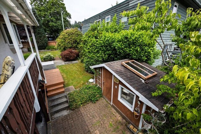 Photo du bâtiment - 3588 Allan Rd