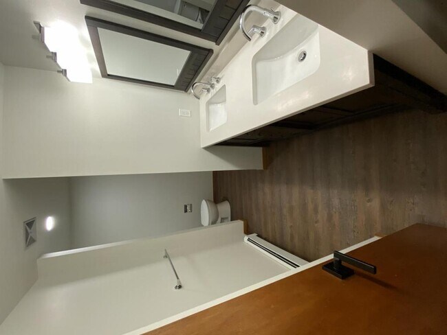 Foto del edificio - 711 McKinley St