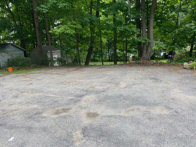 Parking - 47 Atkinson St