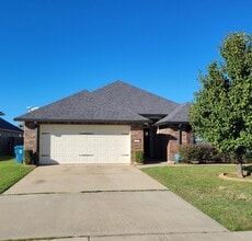 Building Photo - 3810 Pickering Pass Dr