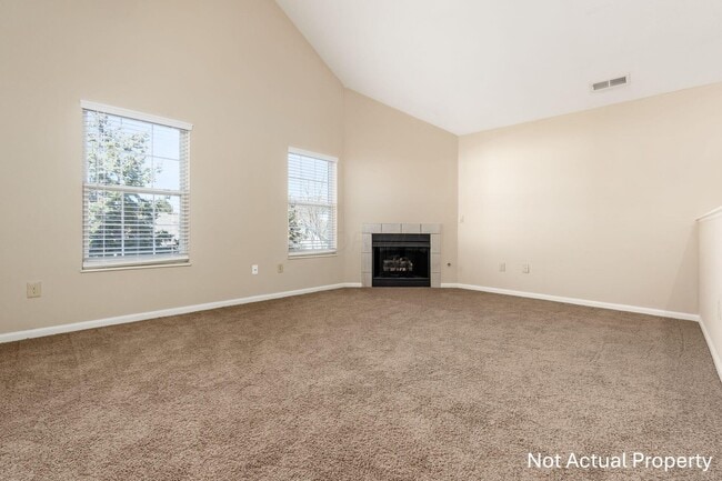Building Photo - 4981 Stratford Pine Ln