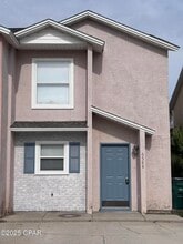 Building Photo - 6588 Harbour Blvd