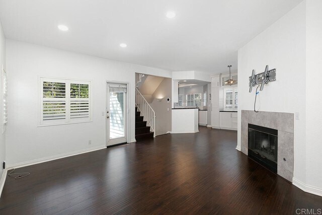 Building Photo - 9910 Scripps Vista Way