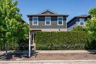 Building Photo - 2973 25th Ave