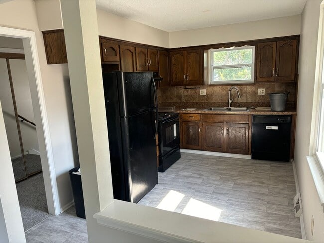 Building Photo - 28th Terrace Duplex