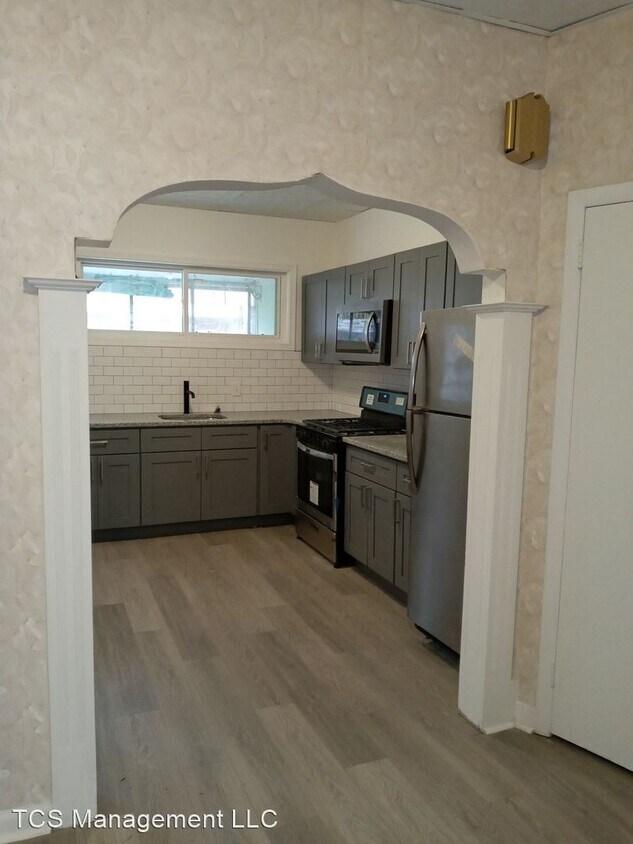 Primary Photo - 3 br, 2 bath House - 6156 Grays Avenue
