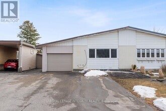 Building Photo - 96 Fieldrow St