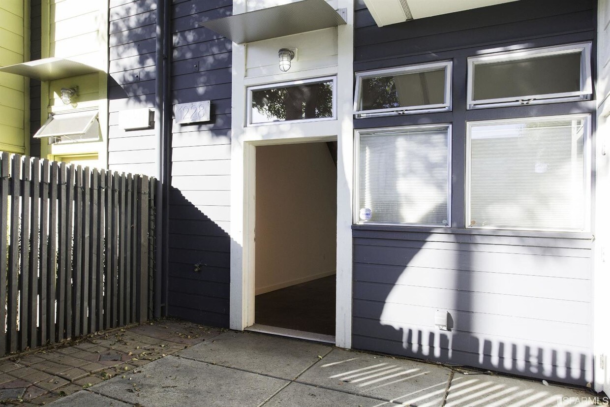 Foto principal - 1228 32nd St