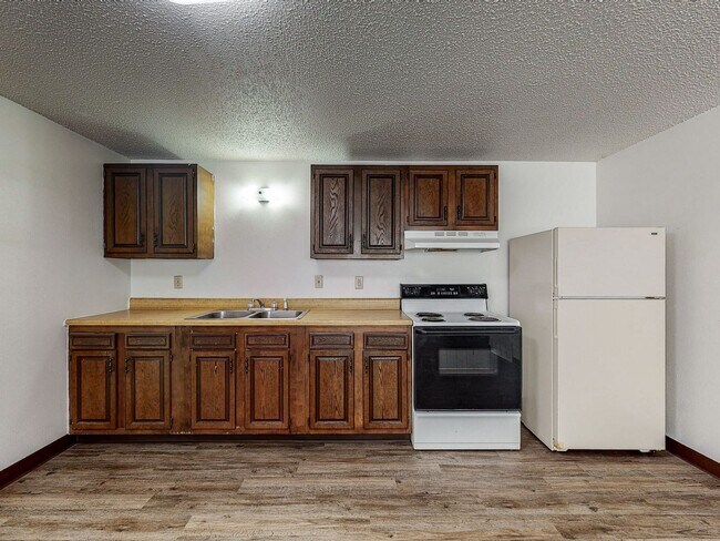 Building Photo - 2317/2319 Knapp Street Ames IA 50014