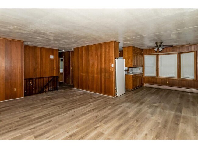 Building Photo - 2200 Butler Ave