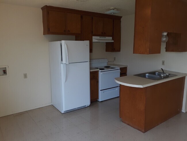 Foto del edificio - 685 Jill Ln