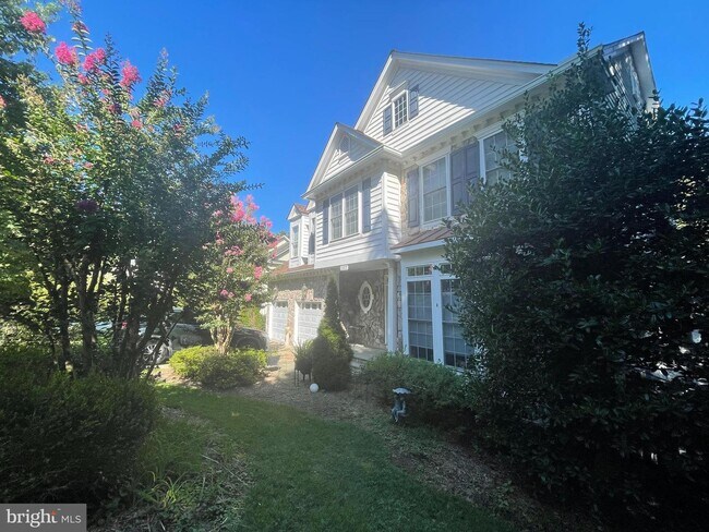 Foto del edificio - 10007 Brunswick Ave