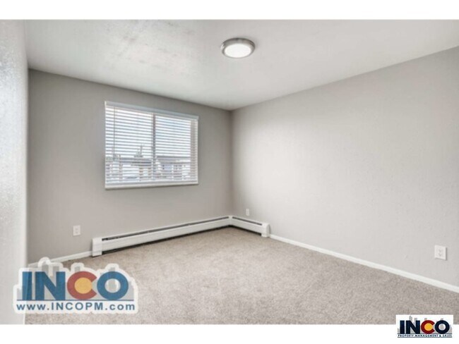 Foto del edificio - 3310 S Grant St